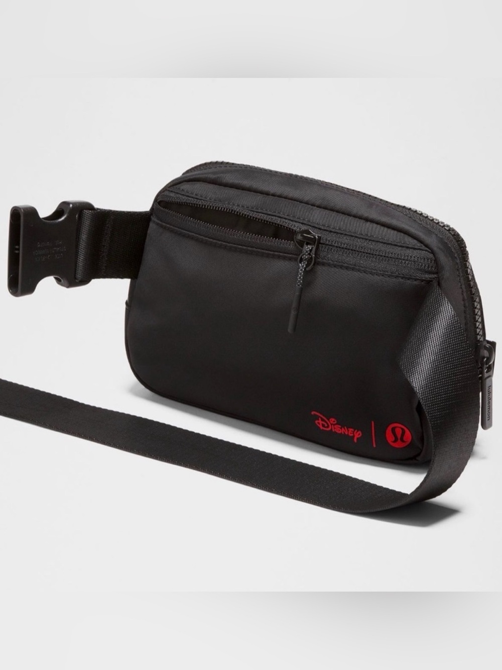 🆕 LULULEMON X DISNEY Everywhere Belt Bag 1L Mickey in Motion Graphic Black NWT - Picture 6 of 17